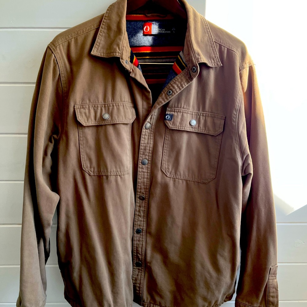 Men’s Large American Outdoorsman Shirt Jacket.